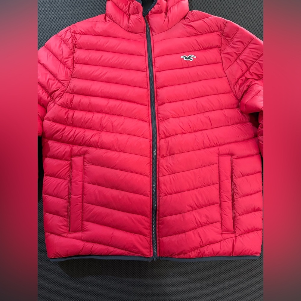 Hollister Vibrant Red Hooded Puffer Jacket - Picture 2 of 5